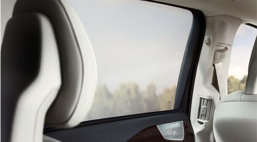 Xc90 sunshade store